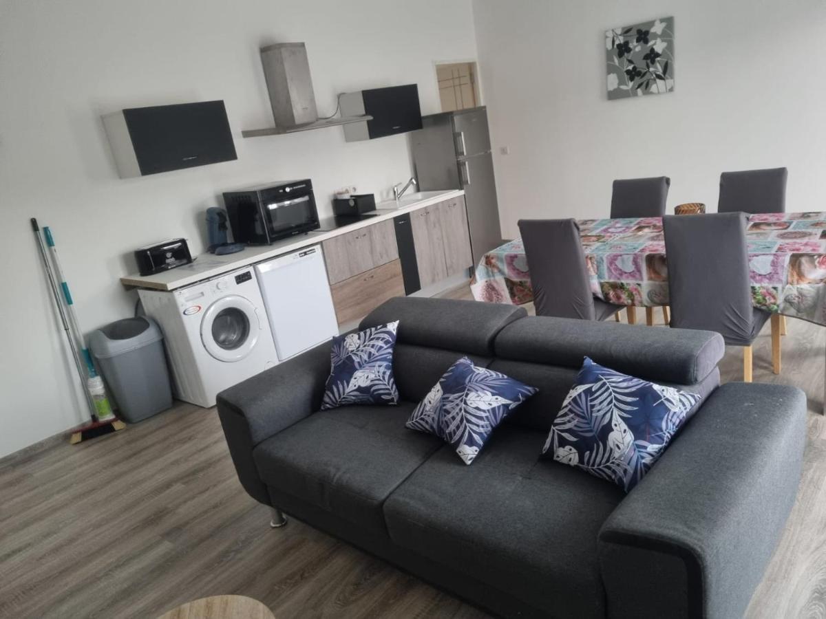 Appartement Sejour , Cure Cransac Au 1Er Etage 2 Nuits Minimum Exterior photo